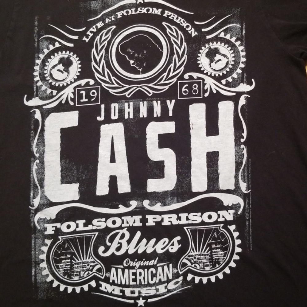 Juniors size S Johnny Cash Graphic Tee
